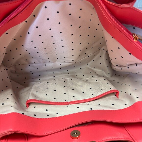 On 34th Azriell Extra-Large Tote - Peony Coral - Picture 7 of 9